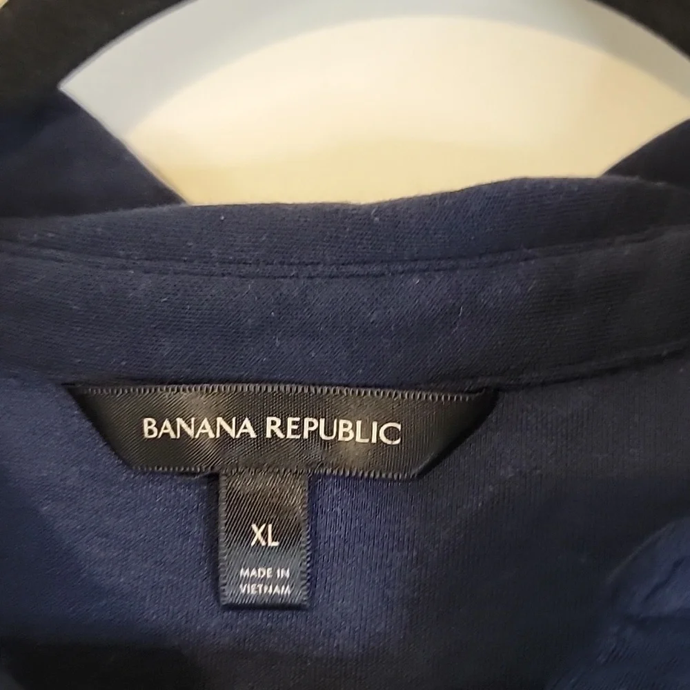 Banana Republic Dark Blue Casual Button Down Shirt - Picture 2 of 9